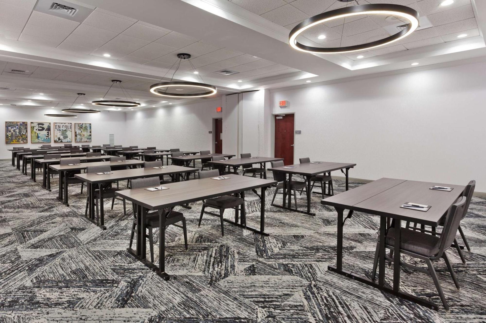 Doubletree By Hilton Dothan, Al Екстериор снимка